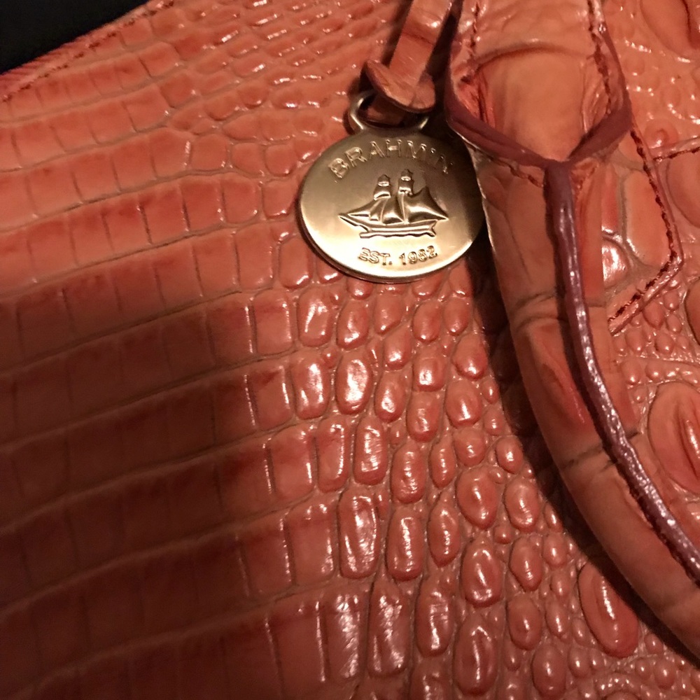 Authentic Brahmin purse - Picture 2 of 5